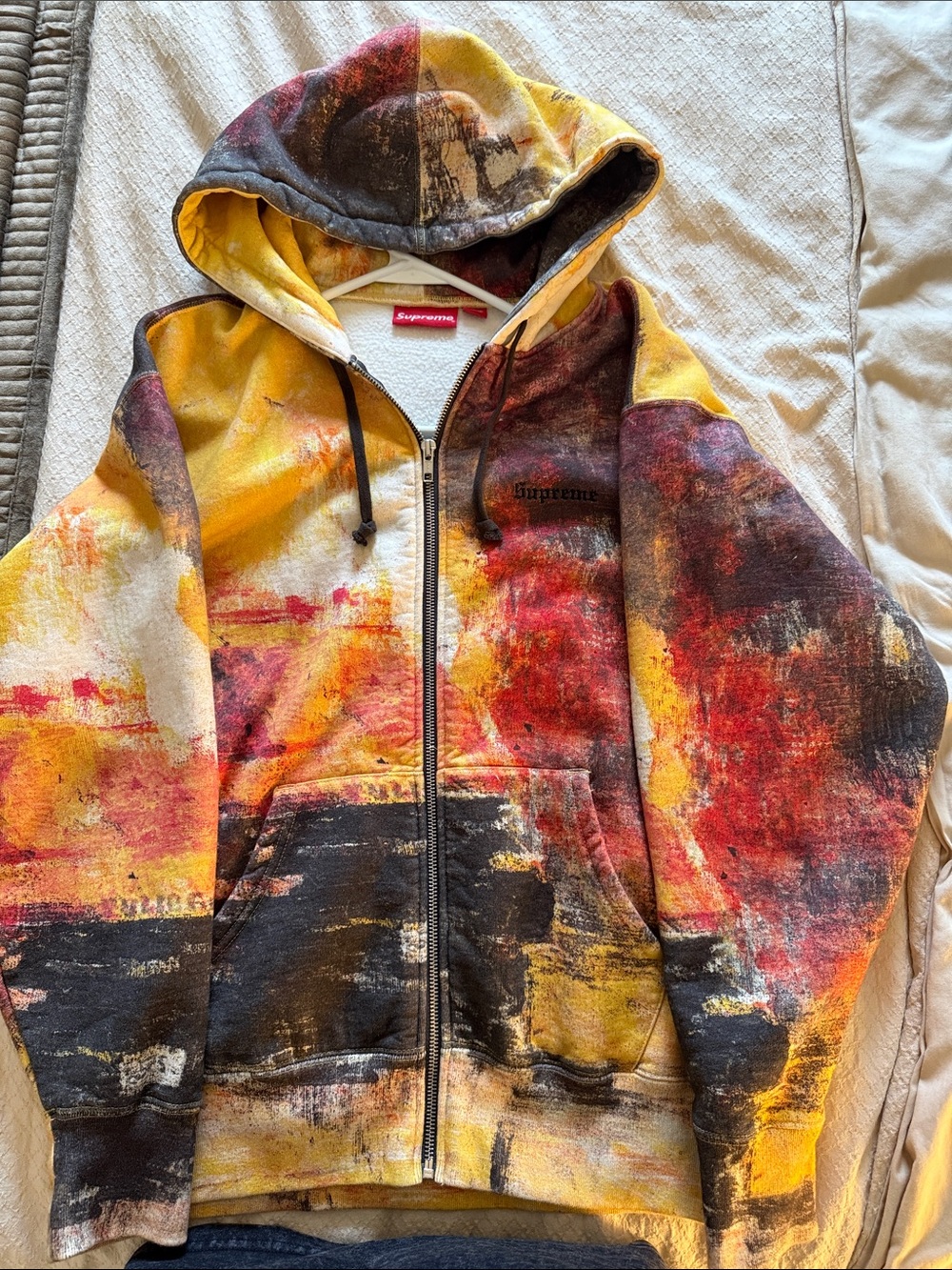 Supreme Men’s hoodie